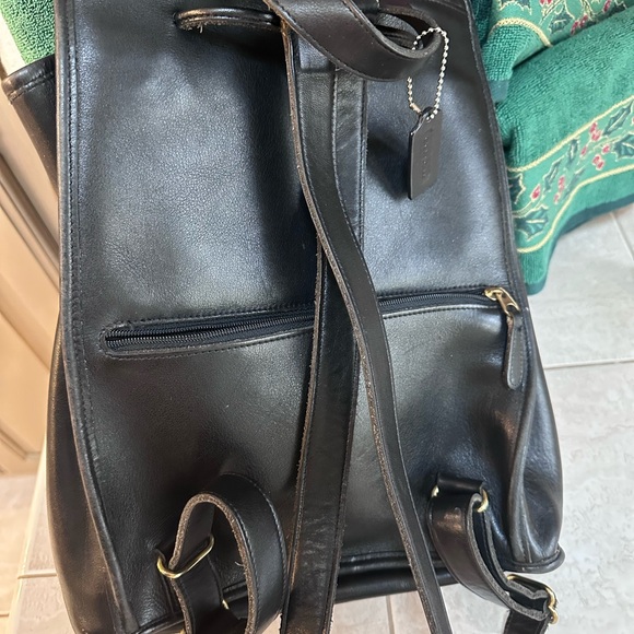 Vintage Coach Black Leather Backpack - Picture 12 of 16